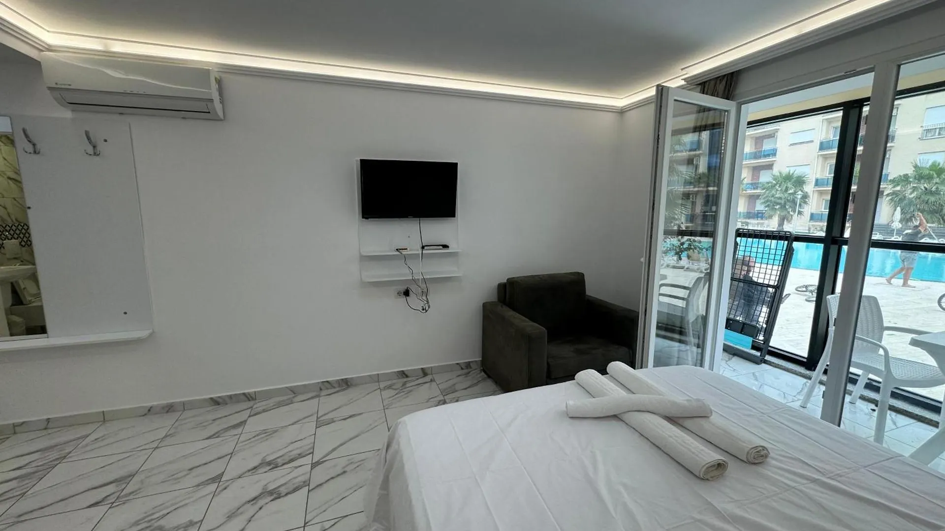 Asja Apartments Shëngjin 0*,  Arnavutluk