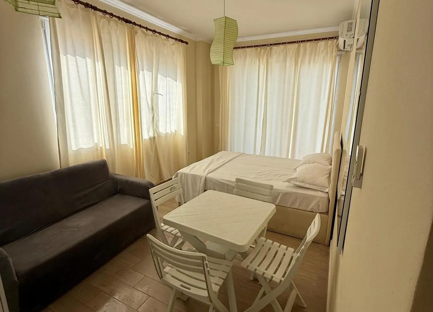 Asja Apartments Shëngjin 0*,